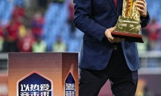 九游下载-新晋球员表现出色获主教练赞扬