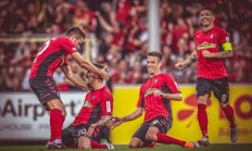 九游教练-包含弗莱堡逼平汉堡，争取更好排名的词条