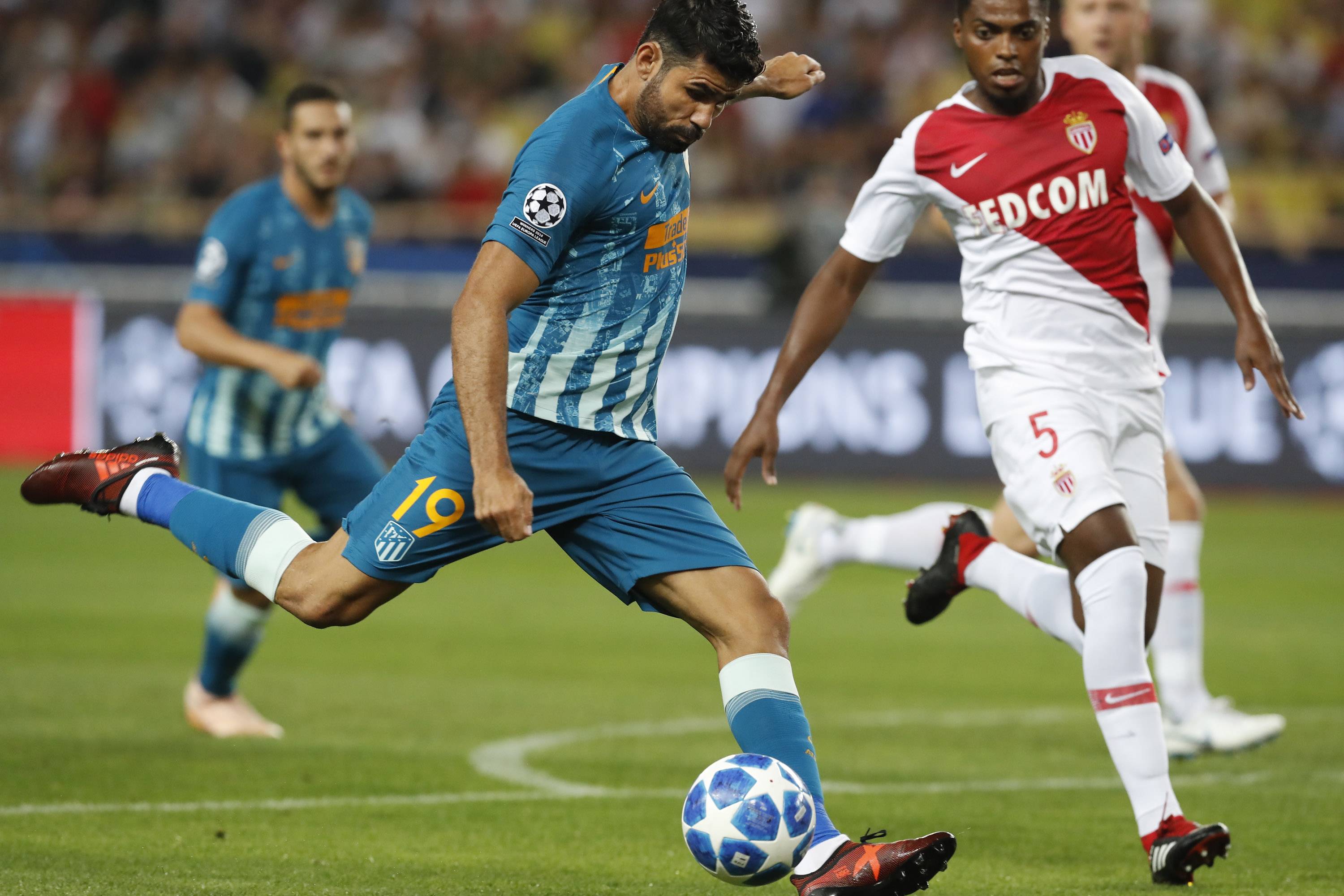 摩纳哥主场大胜,领先对手积分 摩纳哥主场大胜,领先对手积分