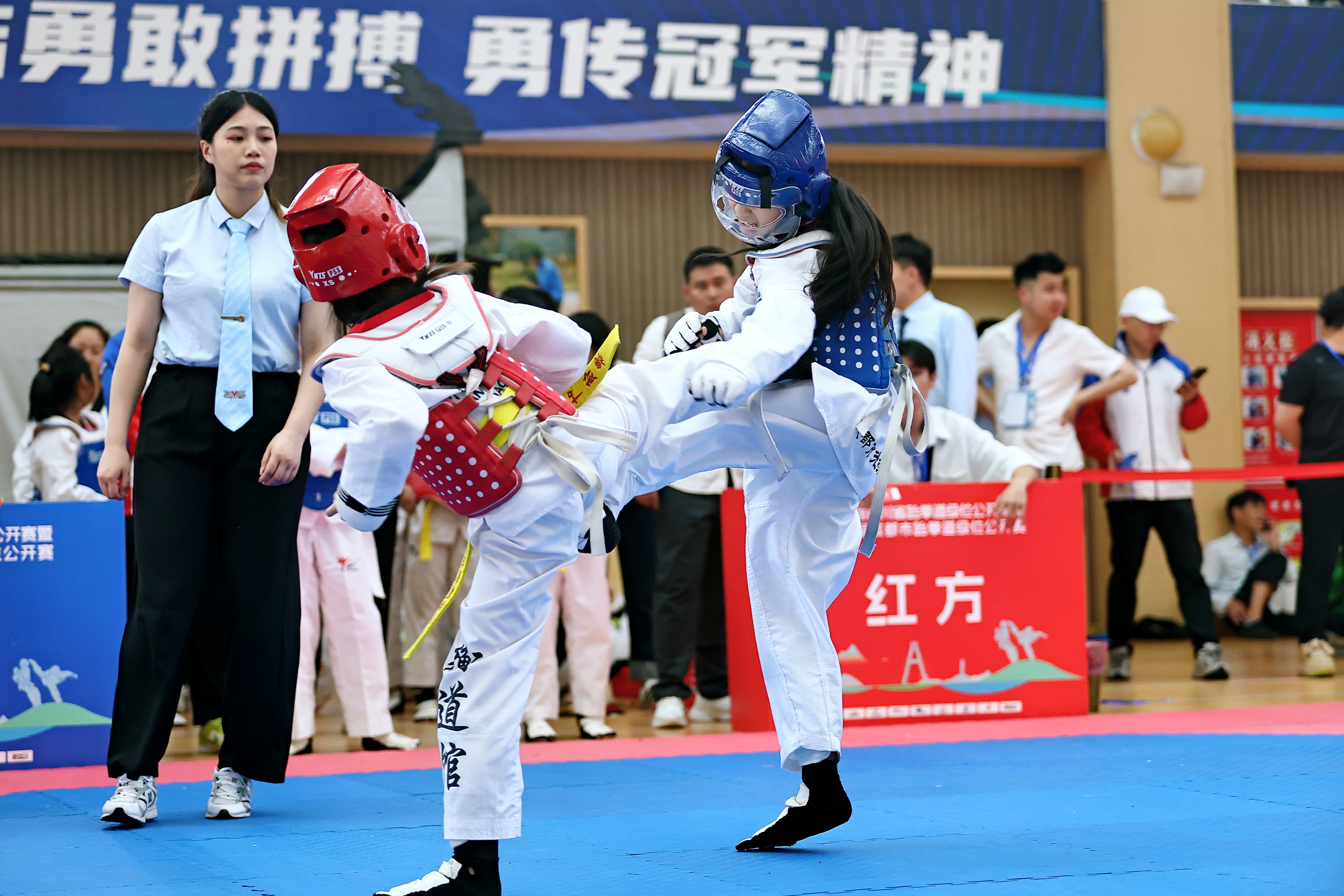 包含跆拳道选拔赛爆冷出现,实力派晋级的词条 包含跆拳道选拔赛爆冷出现,实力派晋级的词条