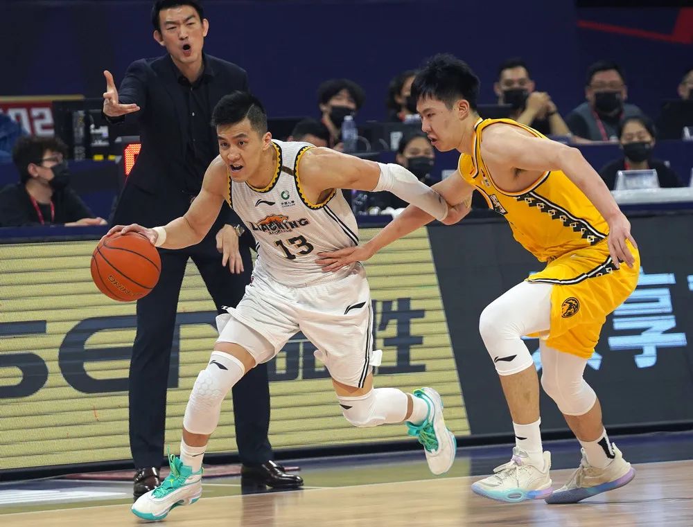 安徽男篮再次告捷，取得胜利