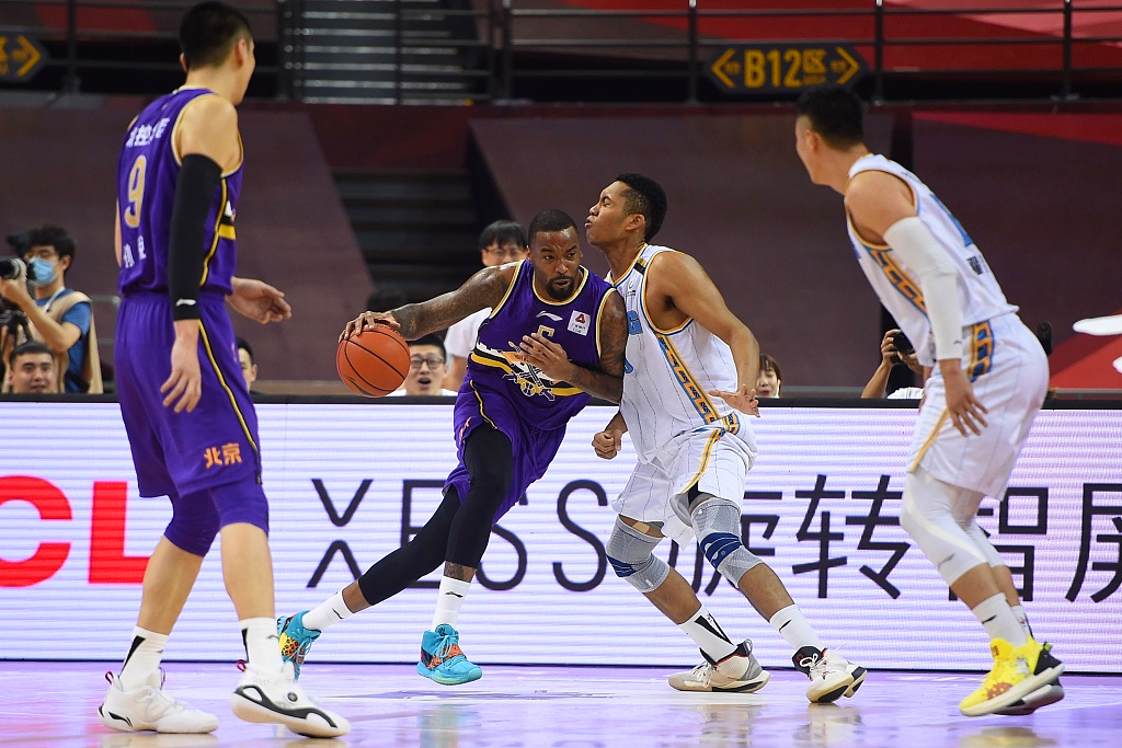 包含紧张对决升温不减，球队实力有目共睹的词条