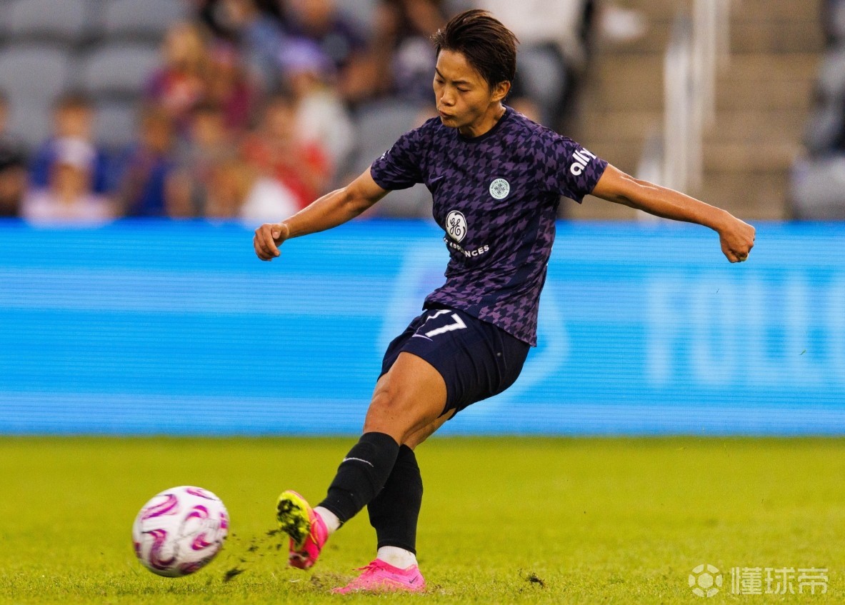 鲍斯卡球员比赛中展现高超技术，创造进球机会的简单介绍