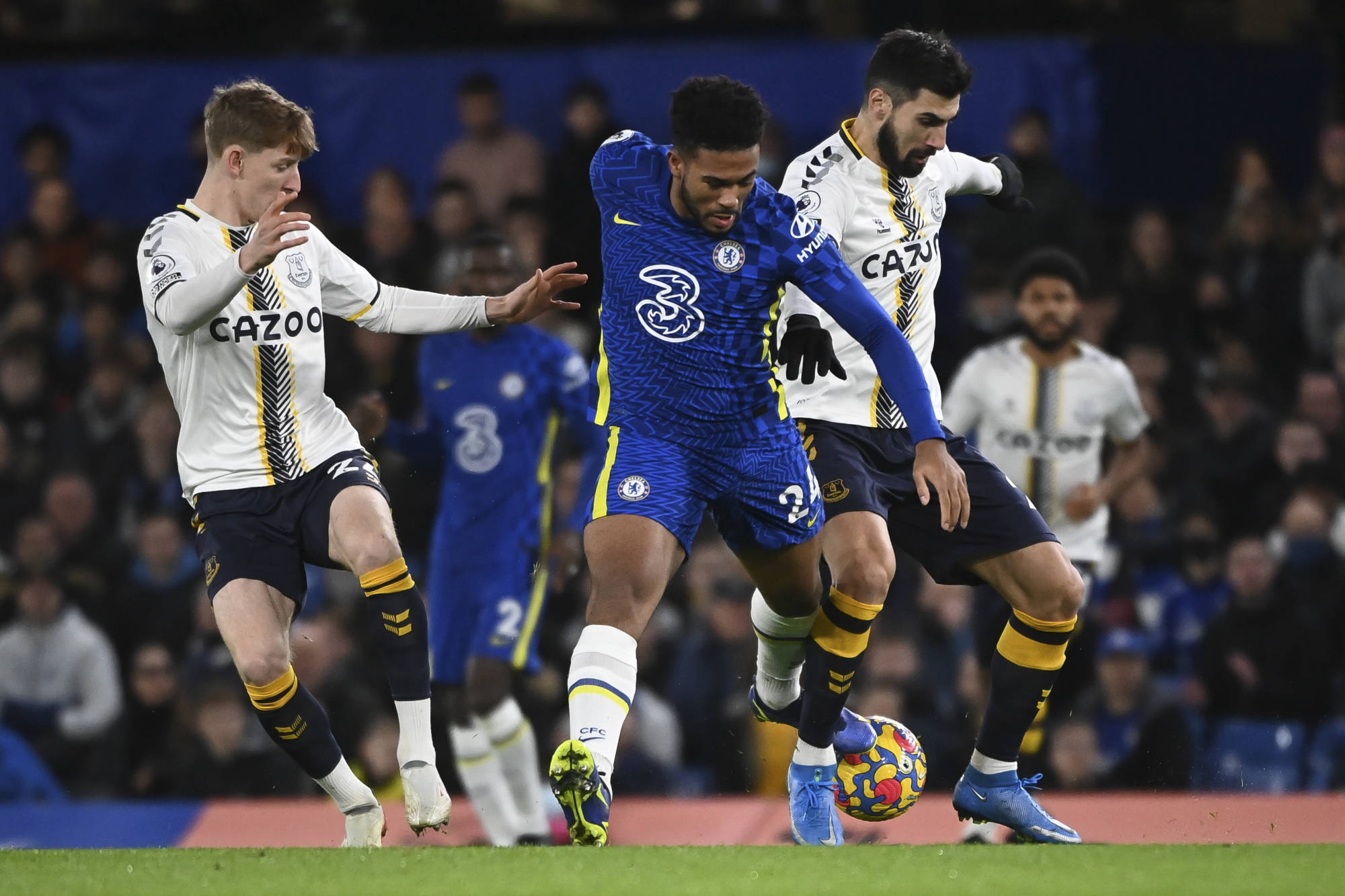 切尔西队期待在国外比赛中取胜